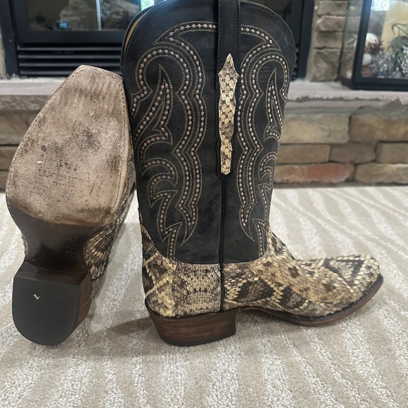 Lucchese Rattlesnake Boot....Great condition - Picture 9 of 11